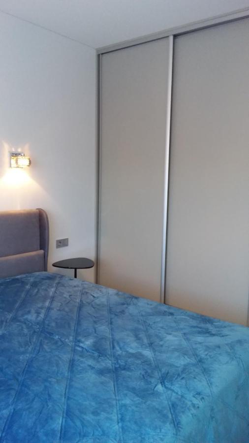 New J&R Apartment Near Girstutis, Free Private Parking & Self Check-In Kaunas Extérieur photo